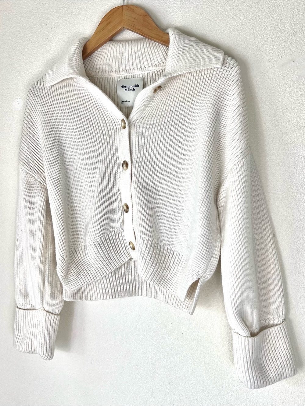 Abercrombie & Fitch Cream Collared Button-Front Ribbed Cardigan - Picture 2 of 7